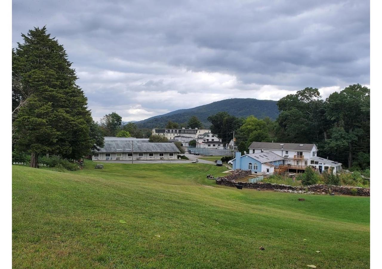 Glenwood Inn & Conference Center Делауер Уотър Гап Екстериор снимка