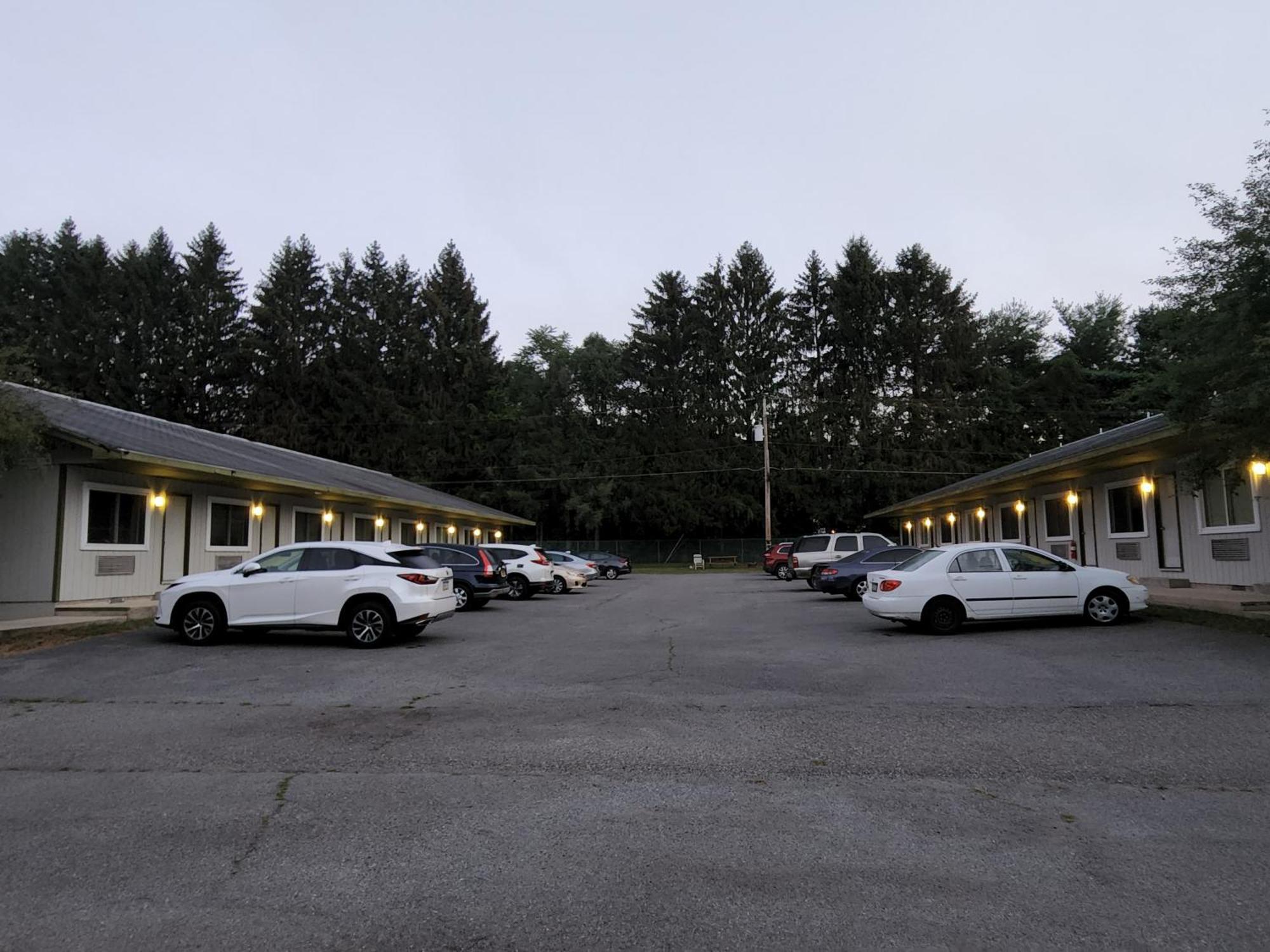 Glenwood Inn & Conference Center Делауер Уотър Гап Екстериор снимка
